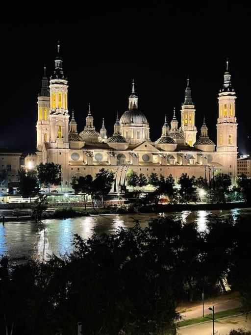 Apartamento Con Vistas Al Pilar Con Aparcamiento Privado Сарагоса Екстериор снимка