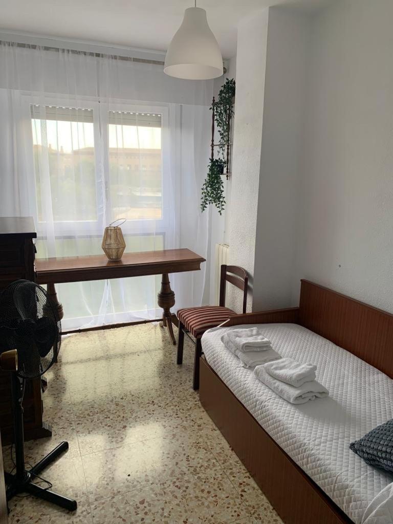 Apartamento Con Vistas Al Pilar Con Aparcamiento Privado Сарагоса Екстериор снимка