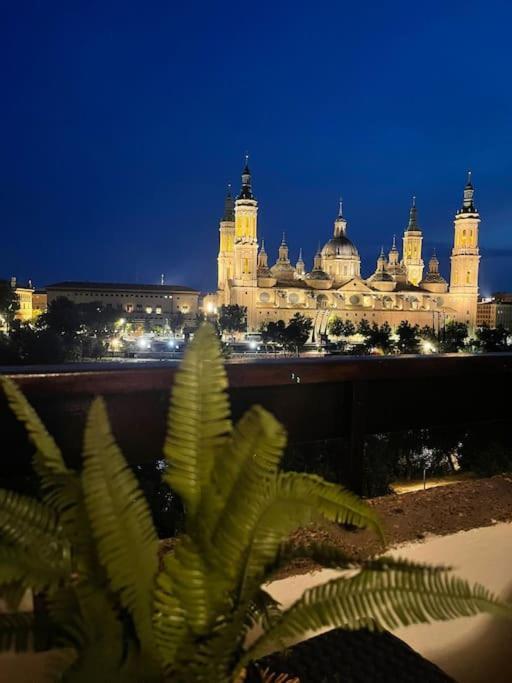 Apartamento Con Vistas Al Pilar Con Aparcamiento Privado Сарагоса Екстериор снимка